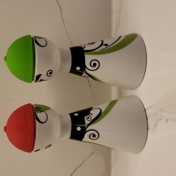 Toscana Oil and Vinegar set ceramic retro bottles containers 6.5"h x 3"… - Picture 3 of 8